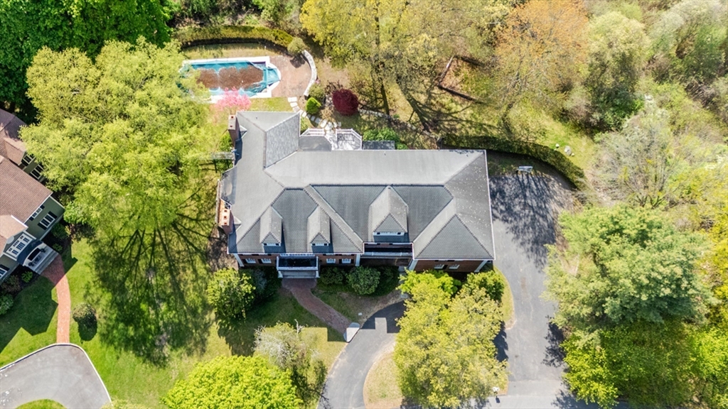 32 Solomon Pierce Road Lexington, MA 02420 - Photo 3 of 35