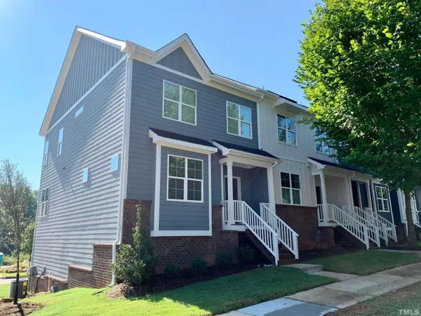 $2,250 | 801 South Franklin Street, Wake Forest, NC 27587