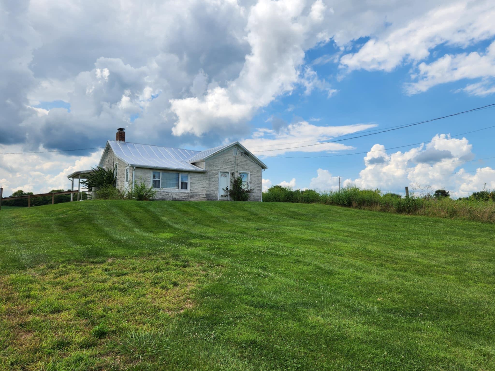7337 East Lock Road Lewisburg, OH 45338 - Photo 2 of 42 6fca5a98-6293-495e-91cb-5d2b8a4e9388