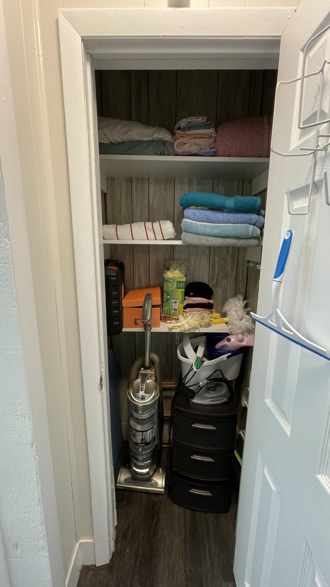 91790 Overseas Highway, Unit BACK Tavernier, FL 33070 - Photo 13 of 13 a close up of a cabinets