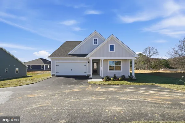 $429,990 | 261 Heather Lane, Staunton, VA 24401