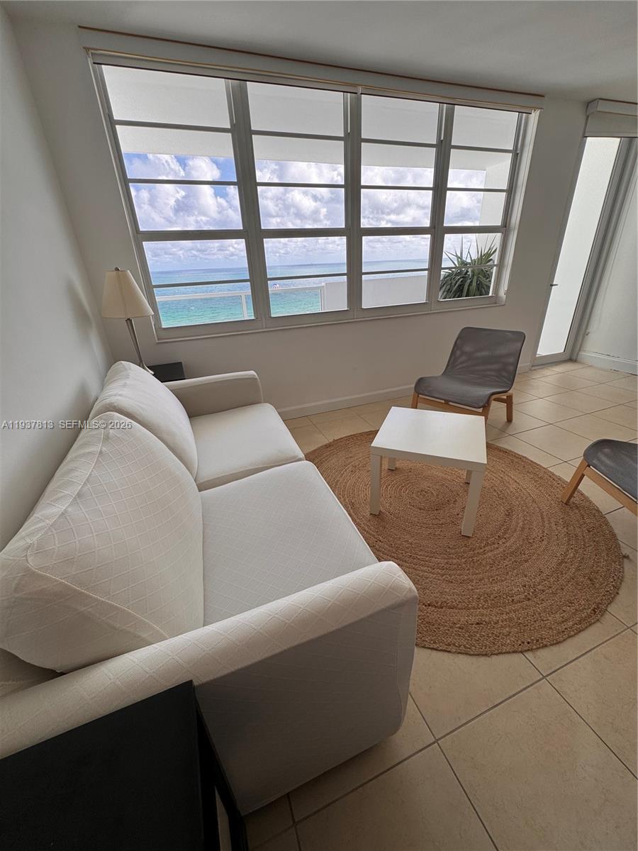 100 Lincoln Road, Unit 1517 Miami Beach, FL 33139 - Photo 3 of 14