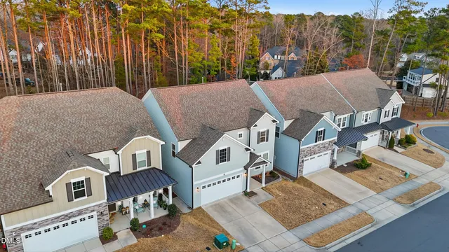 $790,000 | 829 Sunshine Crest Court, Apex, NC 27523