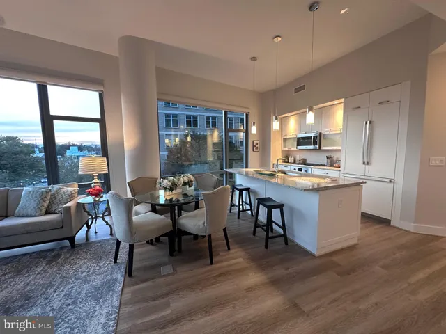 $875,000 | 4960 Fairmont Avenue, Unit 505, Bethesda, MD 20814