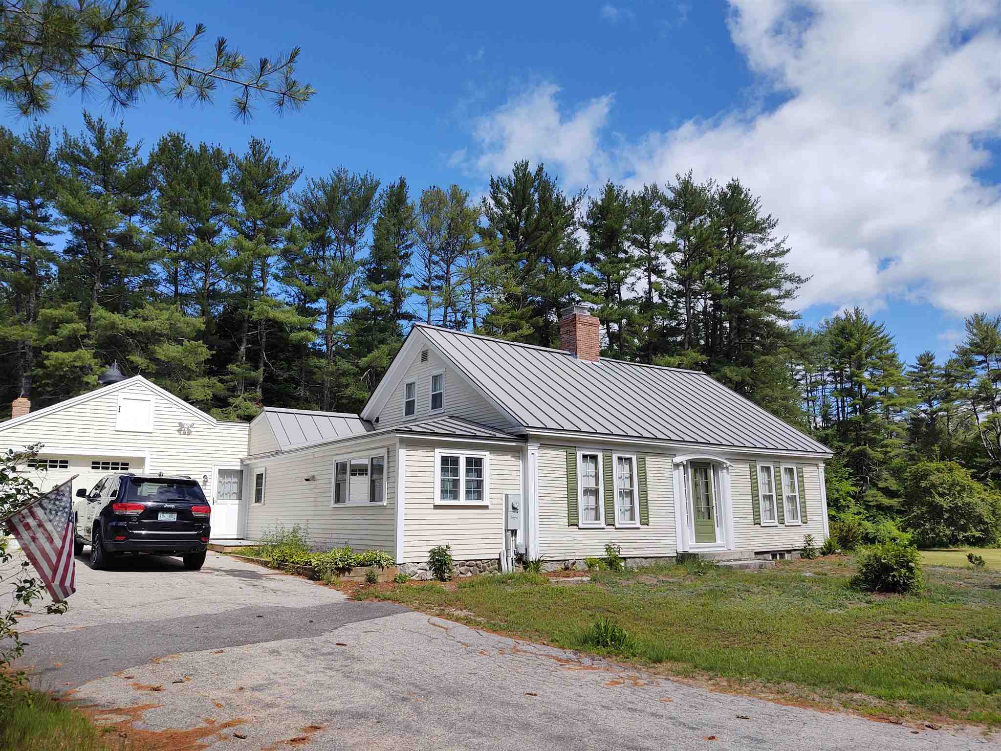 289 Governors Road Brookfield, NH 03872 - Photo 4 of 40 Gallery Image 4