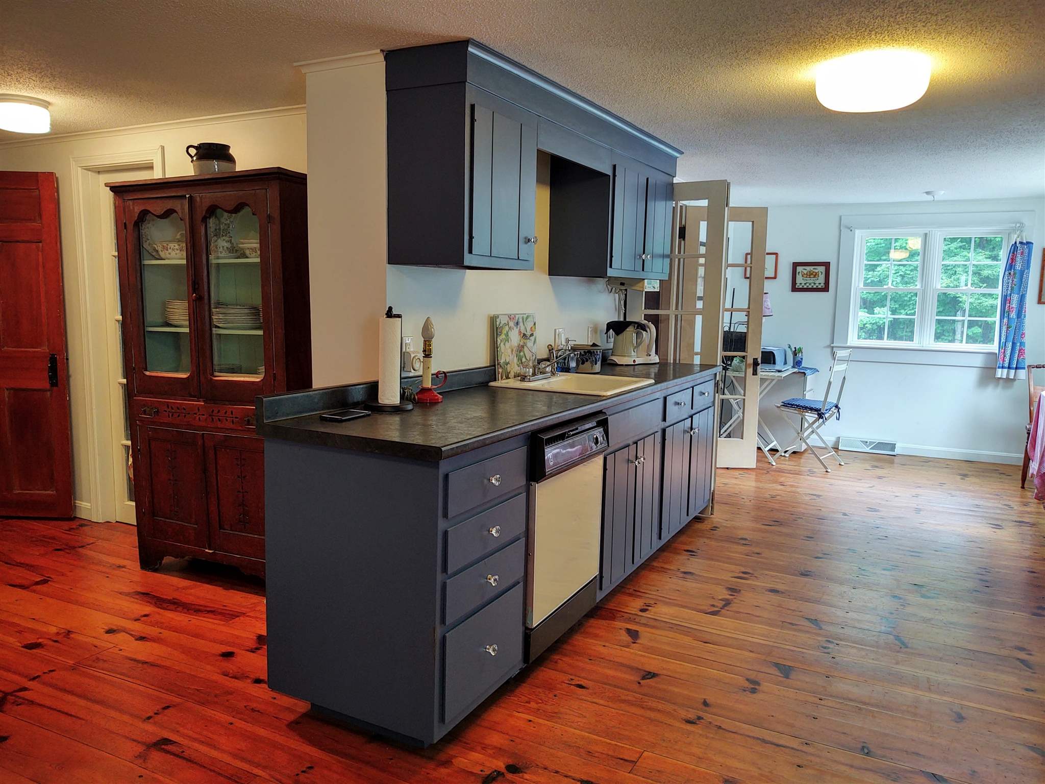 289 Governors Road Brookfield, NH 03872 - Photo 5 of 40 Gallery Image 5