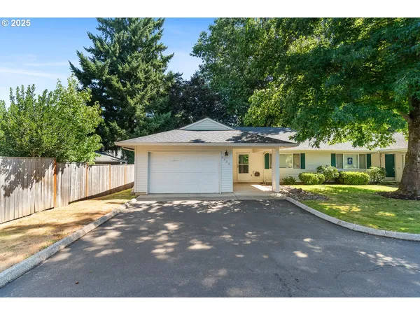 $390,000 | 9735 Southwest Tualatin Road, Tualatin, OR 97062