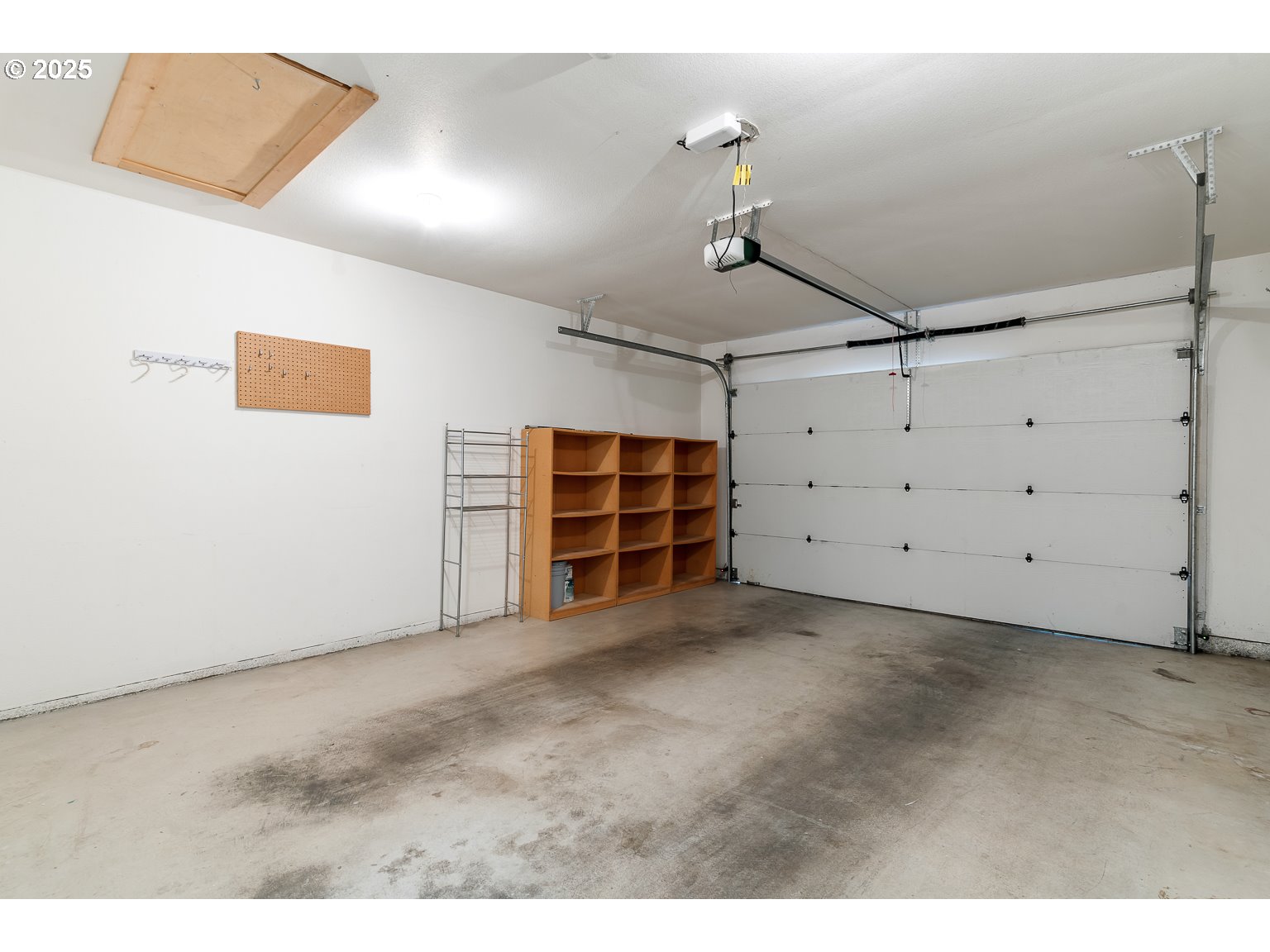 9735 Southwest Tualatin Road Tualatin, OR 97062 - Photo 21 of 28