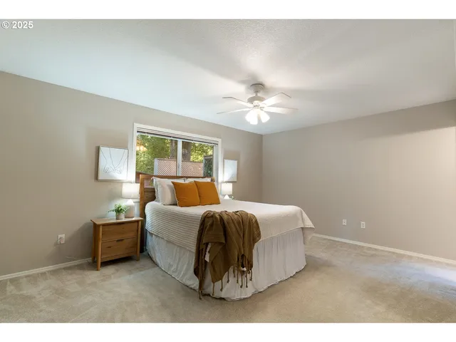 $400,000 | 9735 Southwest Tualatin Road, Tualatin, OR 97062