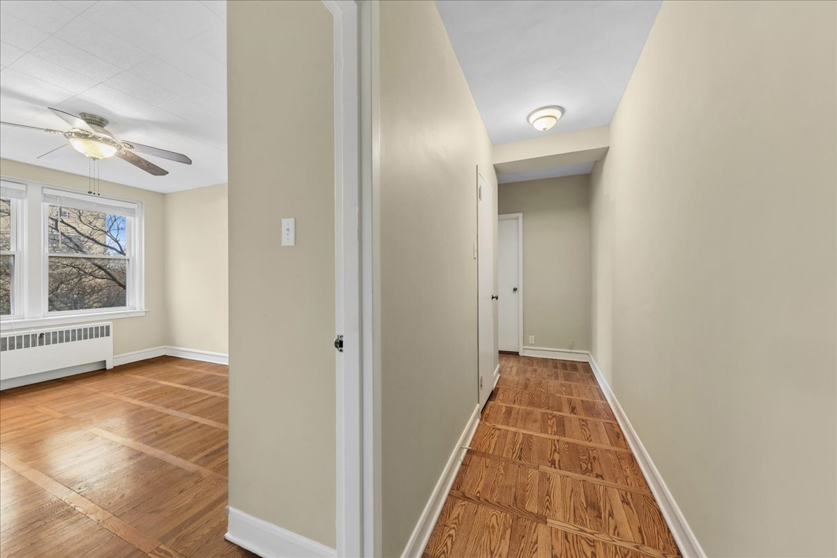 1585 Ridge Avenue, Unit 502 Evanston, IL 60201 - Photo 16 of 26