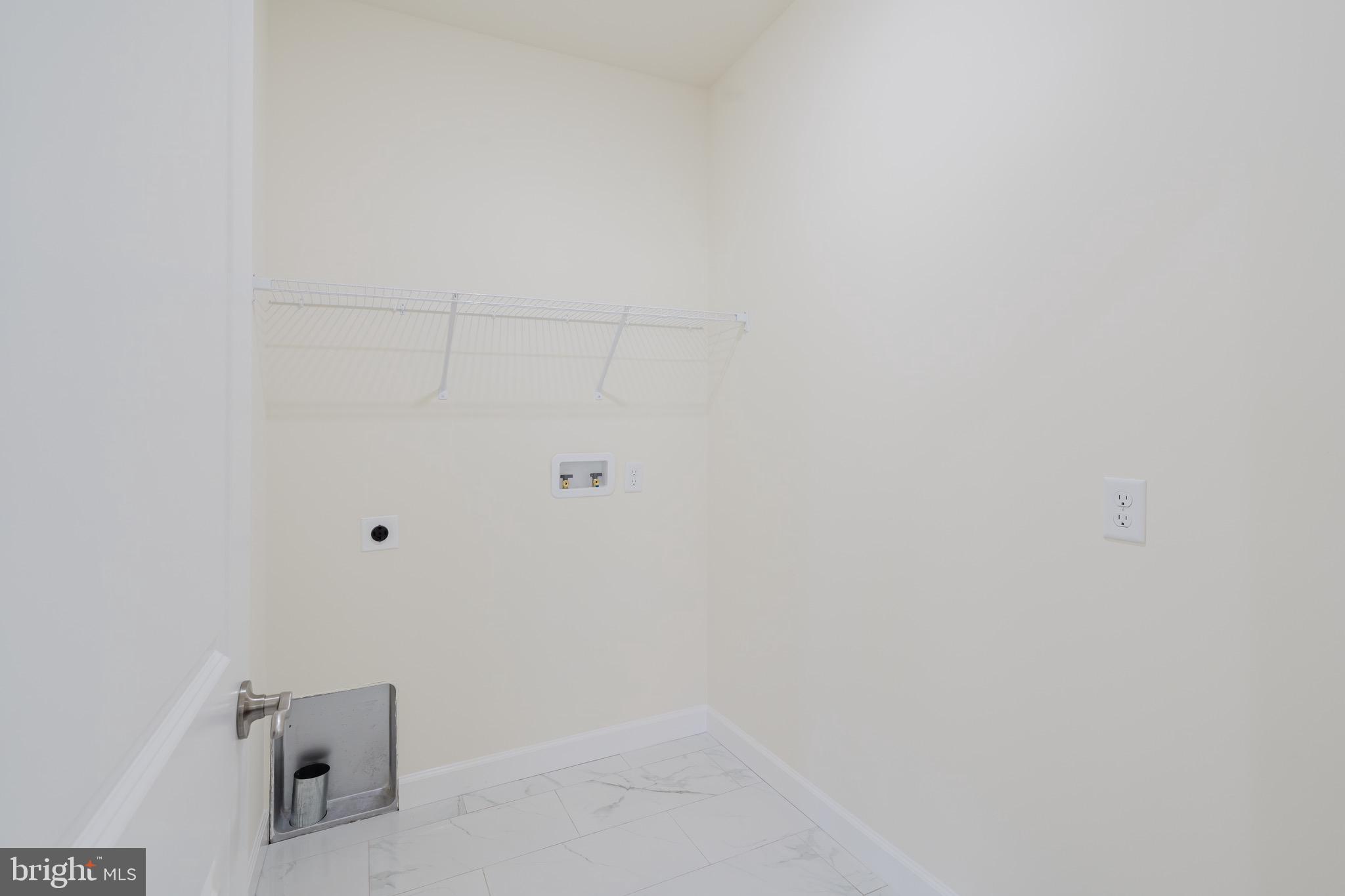 51 Mapledale Road Dover, DE 19904 - Photo 52 of 53 a close up of a white marble wall