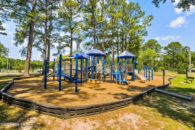 $450,000 | 922 Keekle Lane Southeast, Leland, NC 28451