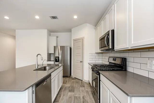 $234,370 | 540 Hunter Grove Lane, China, TX 77613