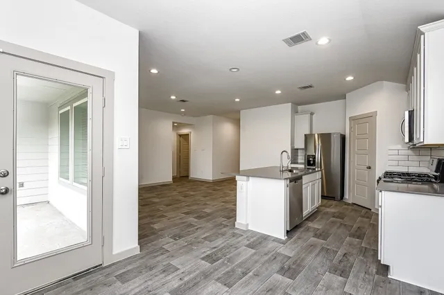 $234,370 | 540 Hunter Grove Lane, China, TX 77613