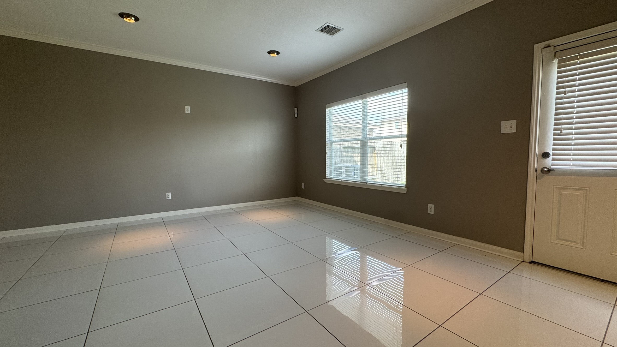 9427 Ruby Mist Drive Rosharon, TX 77583 - Photo 5 of 29