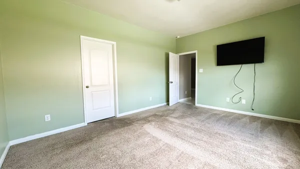 $300,000 | 9427 Ruby Mist Drive, Rosharon, TX 77583