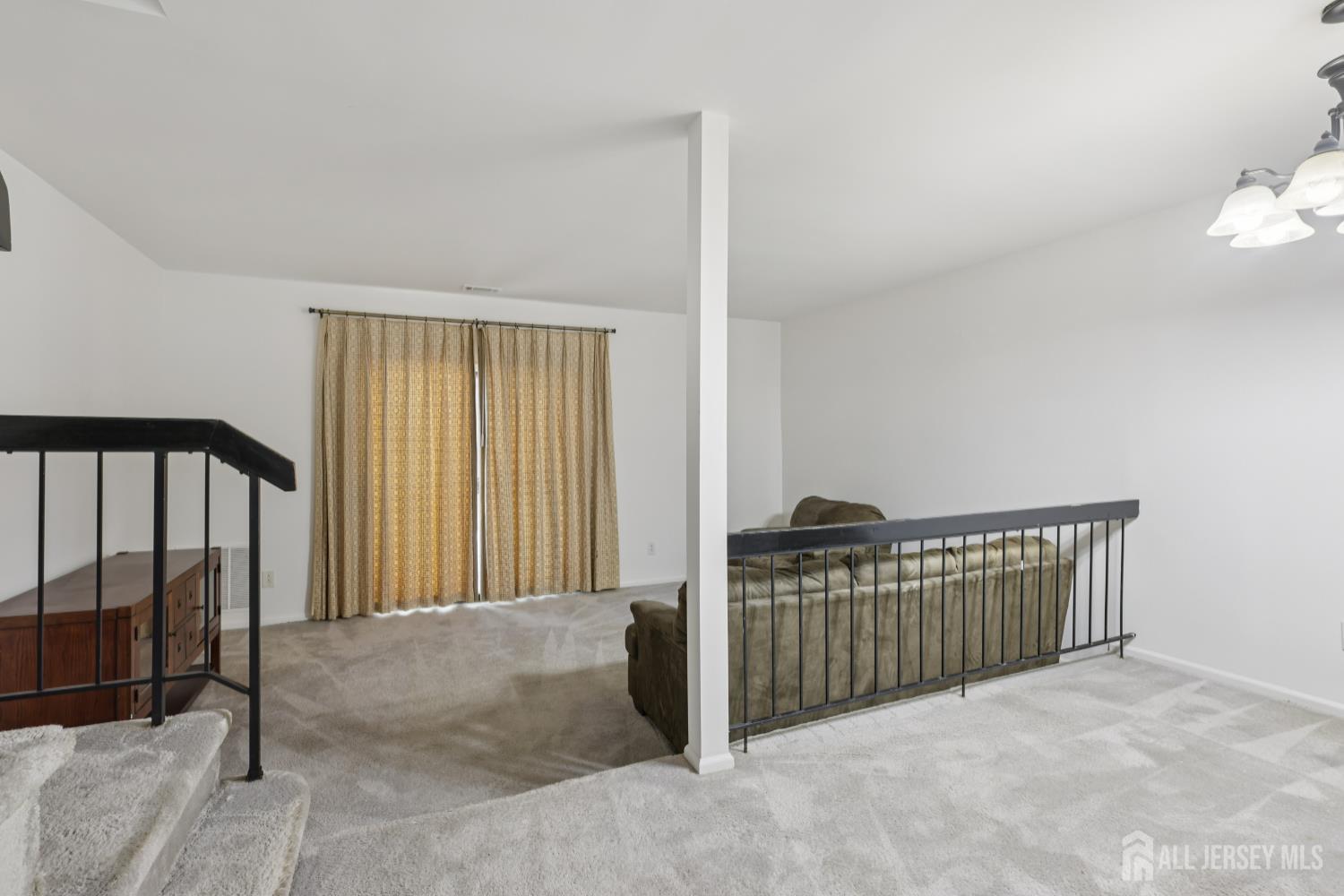 705 Maplecrest Road Edison, NJ 08820 - Photo 10 of 30