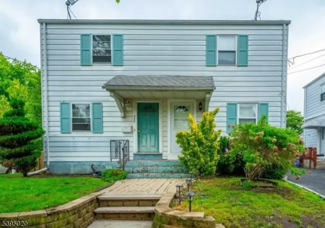 $389,000 | 220 North 17th Street, Bloomfield, NJ 07003