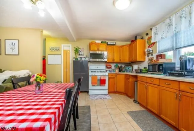 $389,000 | 220 North 17th Street, Bloomfield, NJ 07003