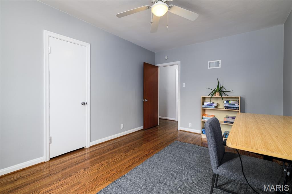 1527 South Rock Hill Road Webster Groves, MO 63119 - Photo 24 of 34