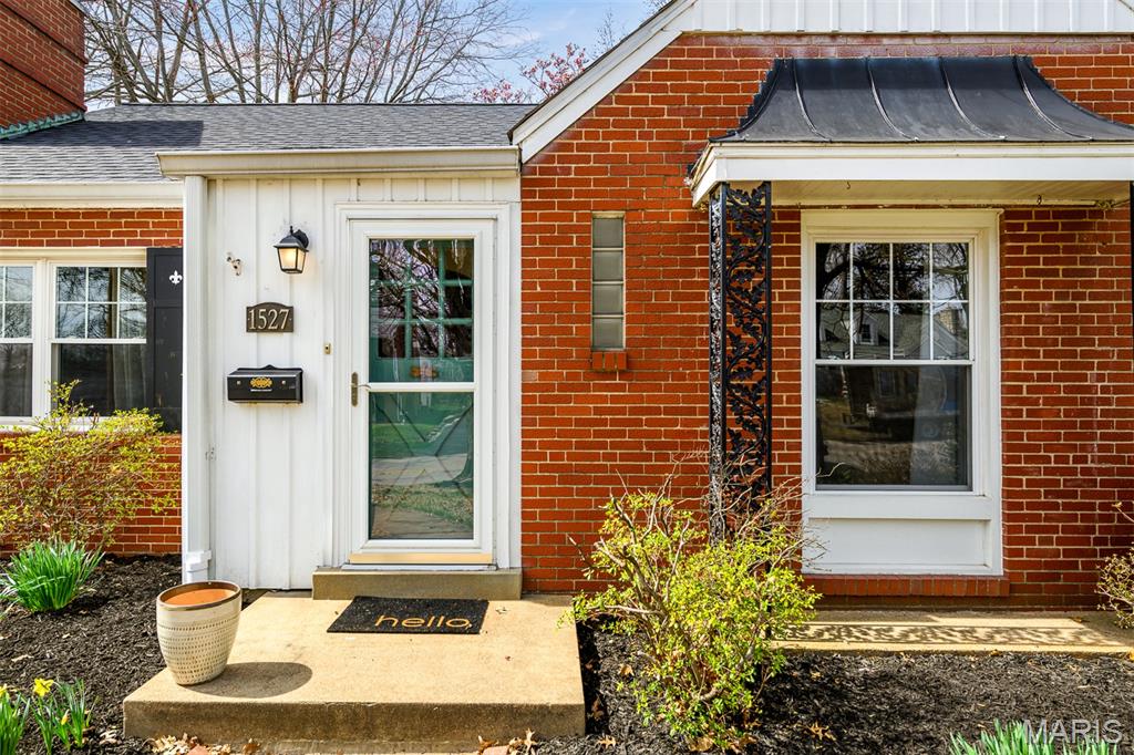 1527 South Rock Hill Road Webster Groves, MO 63119 - Photo 4 of 34