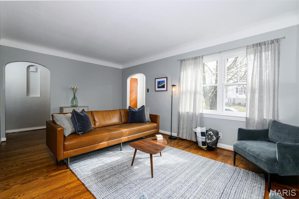 1527 South Rock Hill Road Webster Groves, MO 63119 - Photo 7 of 34