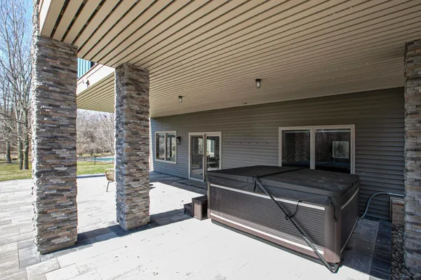 $1,150,000 | 2592 Remington Court, Green Bay, WI 54302