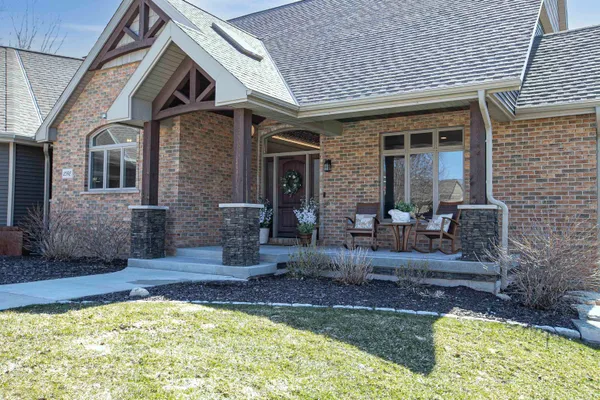$1,150,000 | 2592 Remington Court, Green Bay, WI 54302