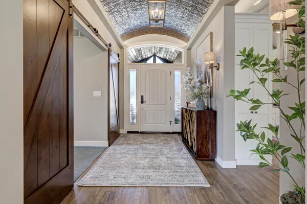 $1,150,000 | 2592 Remington Court, Green Bay, WI 54302