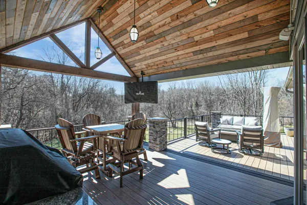 $1,150,000 | 2592 Remington Court, Green Bay, WI 54302