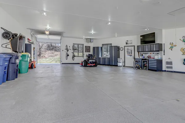 $1,150,000 | 2592 Remington Court, Green Bay, WI 54302