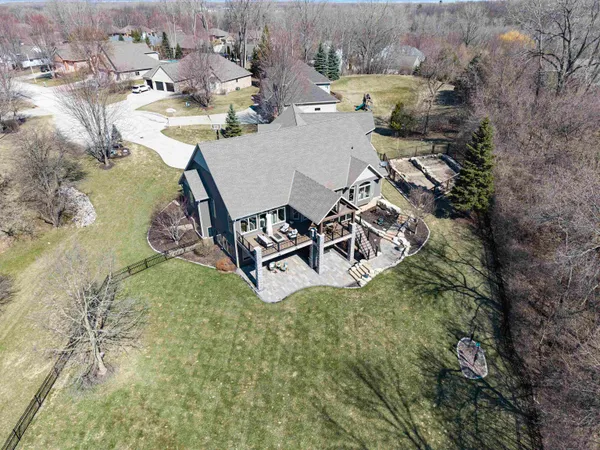 $1,150,000 | 2592 Remington Court, Green Bay, WI 54302