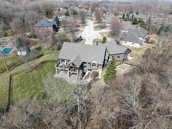 $1,150,000 | 2592 Remington Court, Green Bay, WI 54302