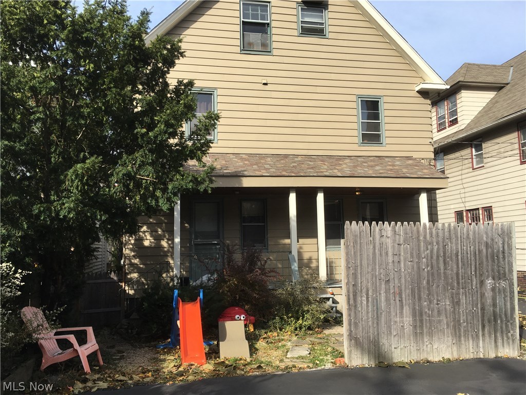 2622-24 Hampshire Road Cleveland, OH 44106 - Photo 4 of 5