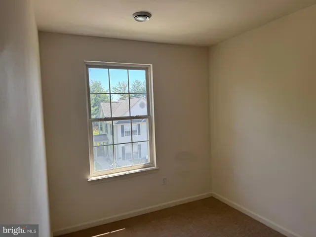 $204,900 | 229 Wheatfield Way, Unit 76C, York, PA 17403