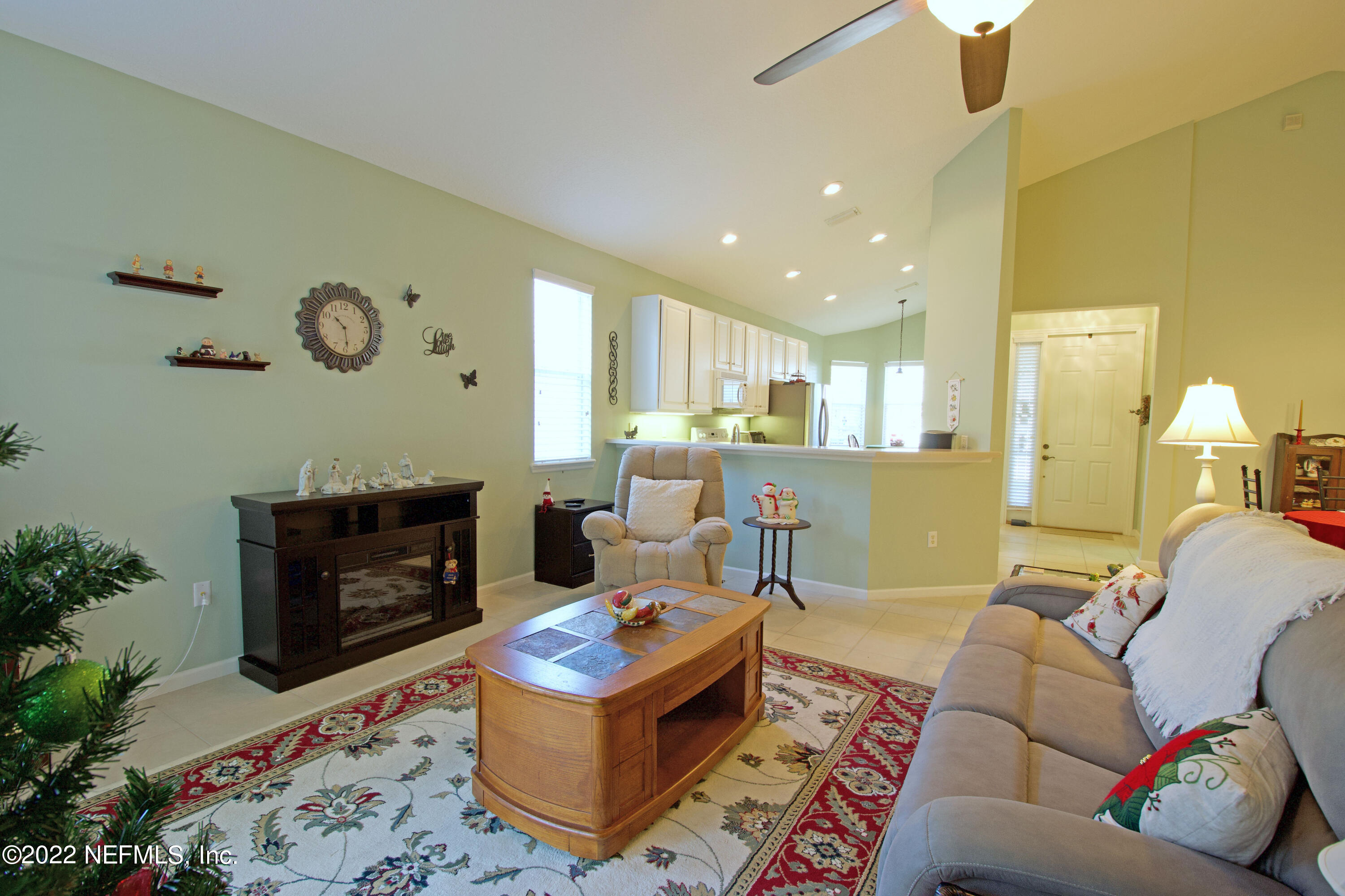 636 Copperhead Circle St. Augustine, FL 32092 - Photo 13 of 44 13 Livingroom