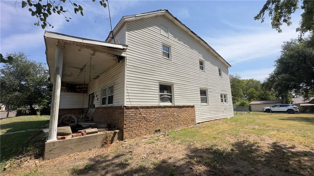 203 East County Road Monett, MO 65708 - Photo 3 of 6 Gallery Image 3