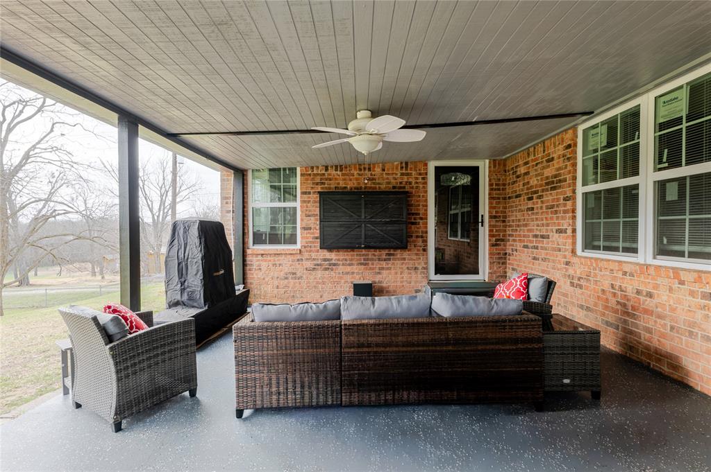 208 Yucca Drive Weatherford, TX 76087 - Photo 29 of 37