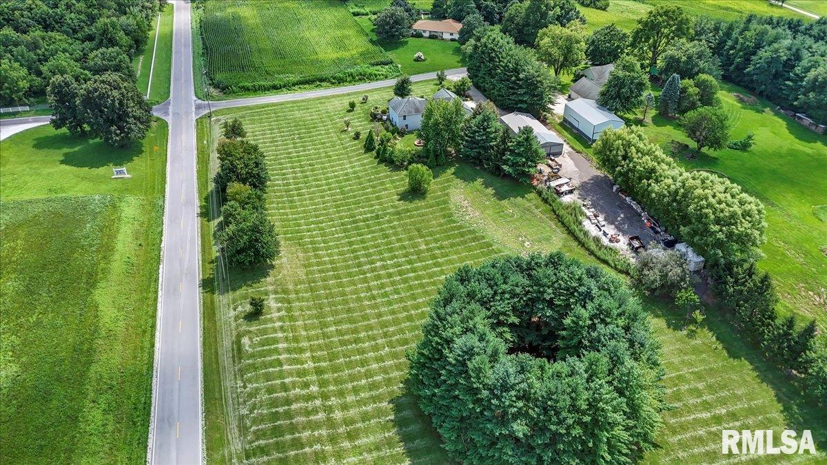8035 Farmington Cemetery Road Pleasant Plains, IL 62677 - Photo 54 of 61 Gallery Image 54