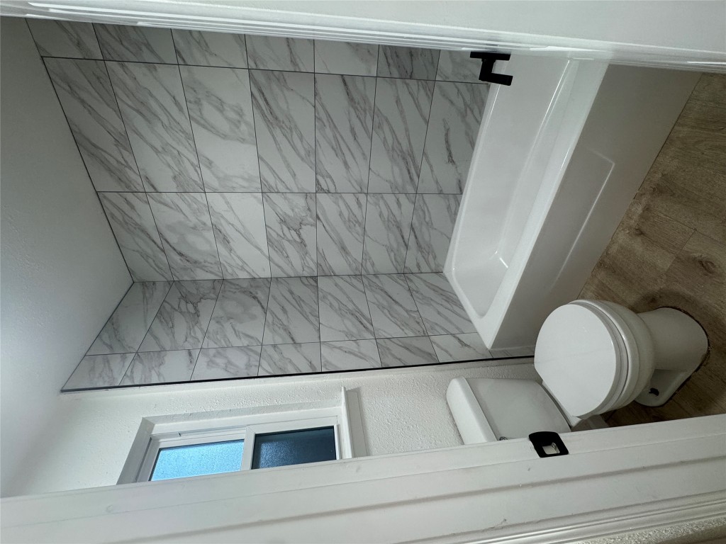 1809 A Prairie Knoll Court, Unit A Austin, TX 78758 - Photo 8 of 27