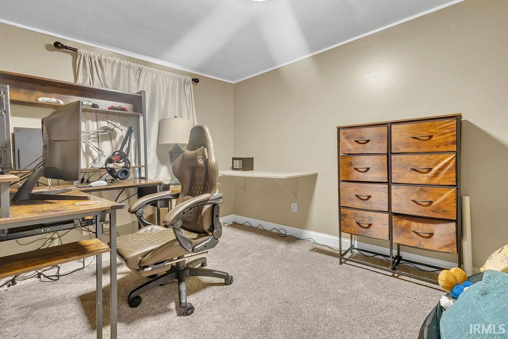 445 Rogers Road West Bloomington, IN 47403 - Photo 25 of 37 Gallery Image 25