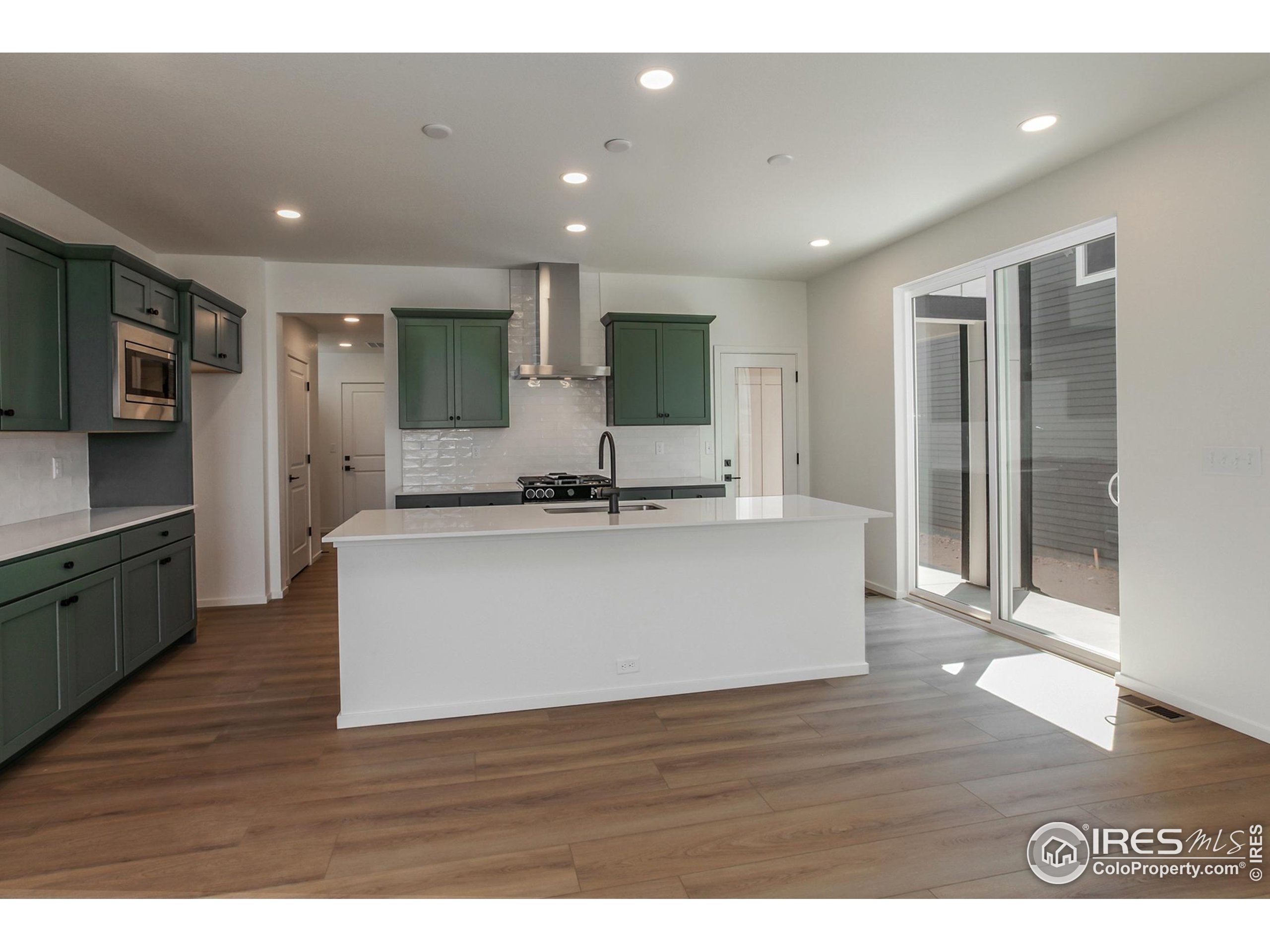 6126 Red Barn Road Fort Collins, CO 80528 - Photo 7 of 36