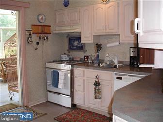 135 Wyndmoor Road Havertown, PA 19083 - Photo 6 of 12