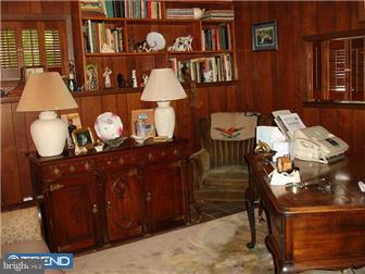 135 Wyndmoor Road Havertown, PA 19083 - Photo 8 of 12