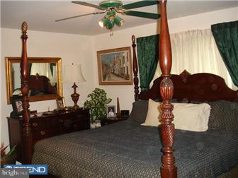 135 Wyndmoor Road Havertown, PA 19083 - Photo 9 of 12