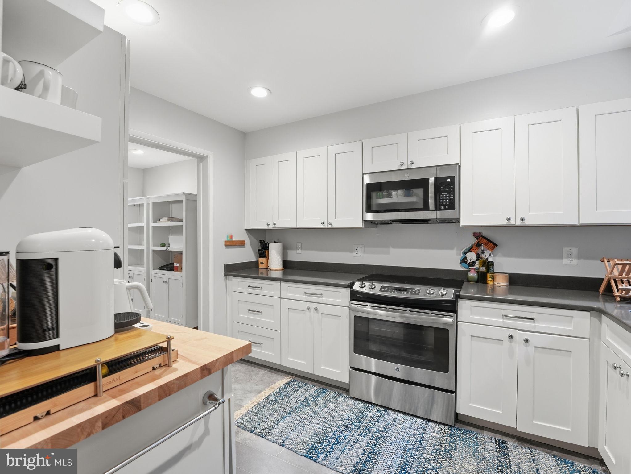 11128 Boathouse Court, Unit 87 Reston, VA 20191 - Photo 13 of 27 Gallery Image 13
