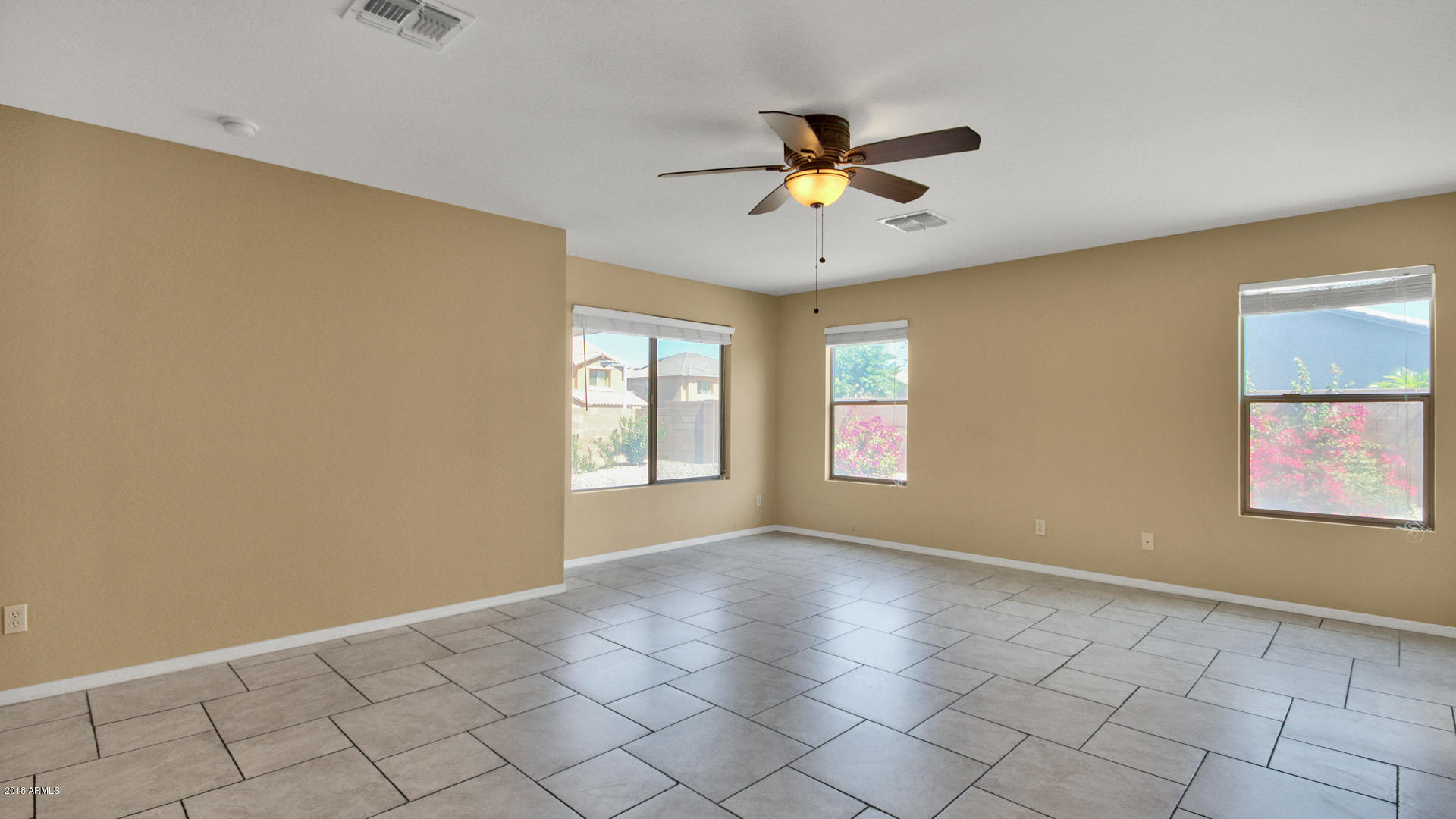 2926 West Maldonado Road Phoenix, AZ 85041 - Photo 23 of 35 26