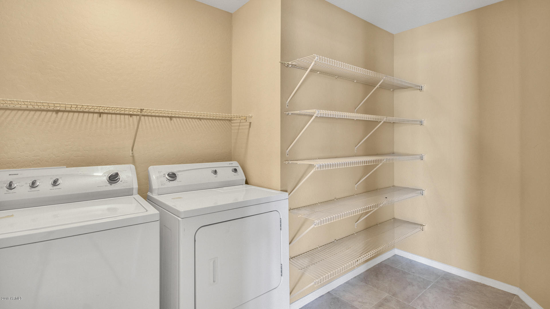 2926 West Maldonado Road Phoenix, AZ 85041 - Photo 26 of 35 32