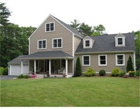 105 Lincoln Road Walpole, MA 02081 - Photo 1 of 21 Gallery Image 1