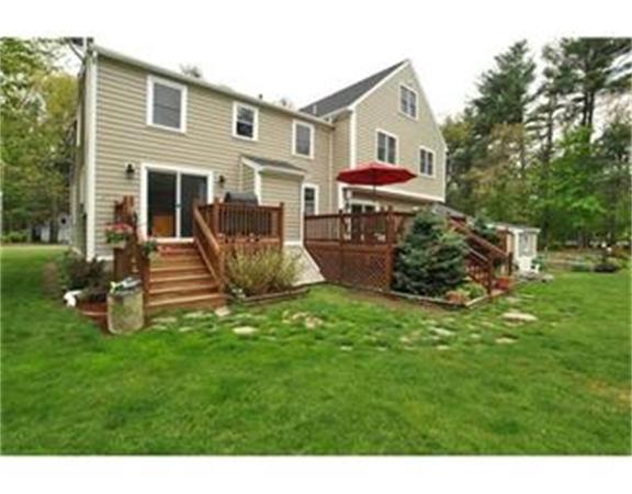 105 Lincoln Road Walpole, MA 02081 - Photo 3 of 21 Gallery Image 3